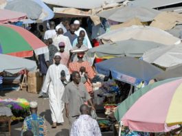 Struinen over de Albert Market in Banjul Albert Market Gambia