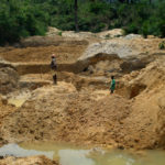 Diamantmijn in Sierra Leone