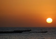 Afrika ziet toekomst in zonlicht Zonsondergang Gunjur Gambia