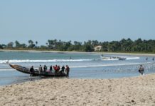 Gunjur is het belangrijkste vissersdorp van Gambia Vissers Gunjur Gambia