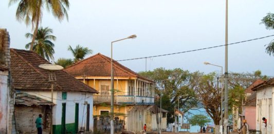 Vergane glorie in Bolama Bolama Guinee Bissau