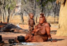 Bezoek de Himba bij Kamanjab Himba bij Kamanjab
