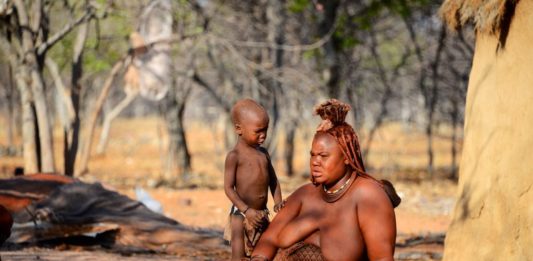 Bezoek de Himba bij Kamanjab Himba bij Kamanjab