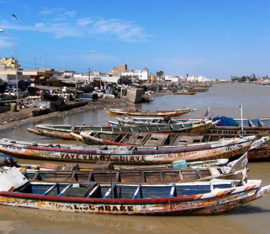 Dwalen door het oude centrum van Saint-Louis Saint-Louis Senegal