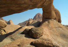 Natuurlijke rotsbogen bij Spitzkoppe Spitzkoppe Namibië