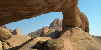 Natuurlijke rotsbogen bij Spitzkoppe Spitzkoppe Namibië