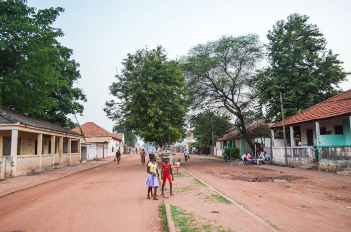 Hoofdstraat Gabú Guinee-Bissau