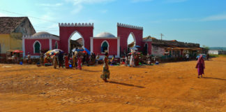 Bafata, geboorteplaats van Amílcar Cabral Marktdag Bafata Guinee-Bissau