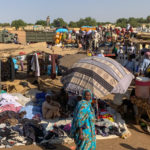 Oum Hadjer Tsjaad kledingverkoper