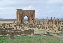 De oude Romeinse stad Timgad Timgad Algerije Stunningtravel