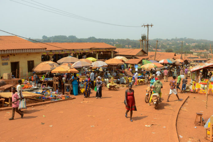 Bertoua Kameroen straatbeeld