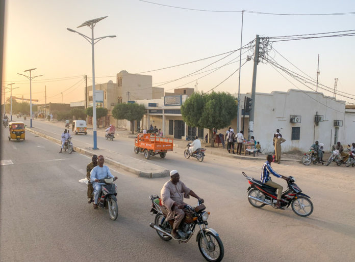 Asfalt in Tsjaad van Abéché tot de Soedanese grens