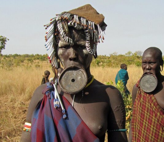 Omo Vallei – ontmoet de kleurrijke stammen Omo Vallei