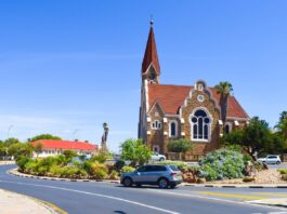Windhoek is de ontspannen hoofdstad van Namibië Windhoek