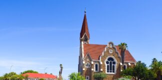 Windhoek is de ontspannen hoofdstad van Namibië Windhoek