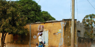 Kédougou – het avontuurlijke zuidoosten van Senegal Kédougou Senegal – heuvels en rivierlandschap in het zuidoosten van het land