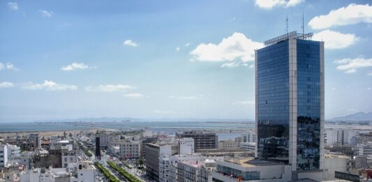 Tunis – Een warme mix van Arabische elegantie, Mediterrane sfeer en eeuwenoude historie Tunis Tunesië