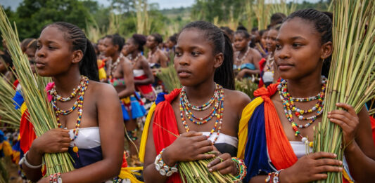 Eswatini: koninkrijk van rituelen, natuur en traditie Eswatini