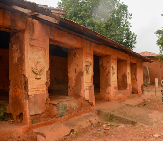 De Koninklijke Paleizen van Abomey Koninklijke paleizen van Abomey Benin