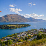 Uitzicht over Lake Wakatipu en Kelvin Heights