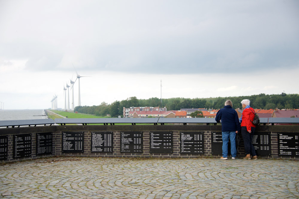 Urk monument